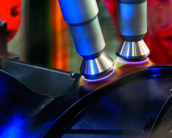 等離子清洗機(jī)是如何實(shí)現(xiàn)清洗功能的? 等離子清洗機(jī)是如何實(shí)現(xiàn)清洗功能的?